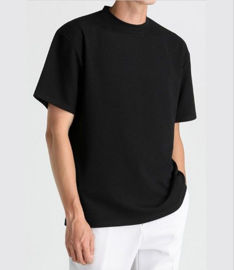 signature-black-essential-tee-design-by-mds.png